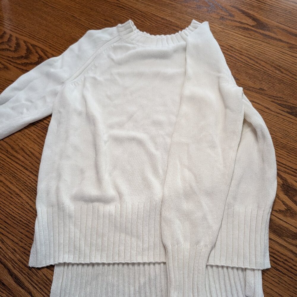 Old Navy, White Sweater, Scoop Neck, Junior Size Small - Picture 1 of 8
